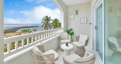 Luxury Oceanfront 2BR |Beach Access + Resort Pools