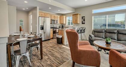 Two Attached Twin Homes - 6 bed 4 Bath - EV Parking