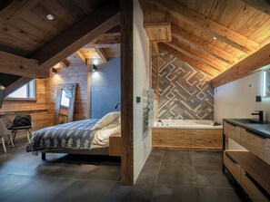 Strykejern/-brett, wi-fi og sengetøy