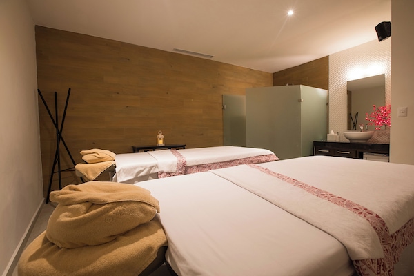 Aromaterapia, tratamientos faciales, masajes