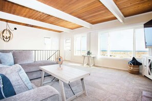 TV, fireplace, offices - 1121 E Balboa A/B | Wonderful Oceanfront Duplex, Big Patio (Newport Beach)