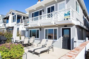 Exterior - 1121 E Balboa A/B | Wonderful Oceanfront Duplex, Big Patio (Newport Beach)