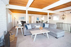 TV, fireplace, offices - 1121 E Balboa A/B | Wonderful Oceanfront Duplex, Big Patio (Newport Beach)