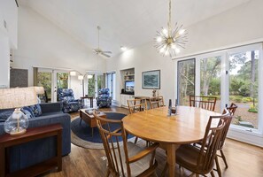 TV, offices - Minutes to Beach & Golf | Pet-Friendly Villa (Hilton Head Island)