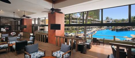 2 Bars/Lounges, Bar im Pool, Poolbar, Strandbar