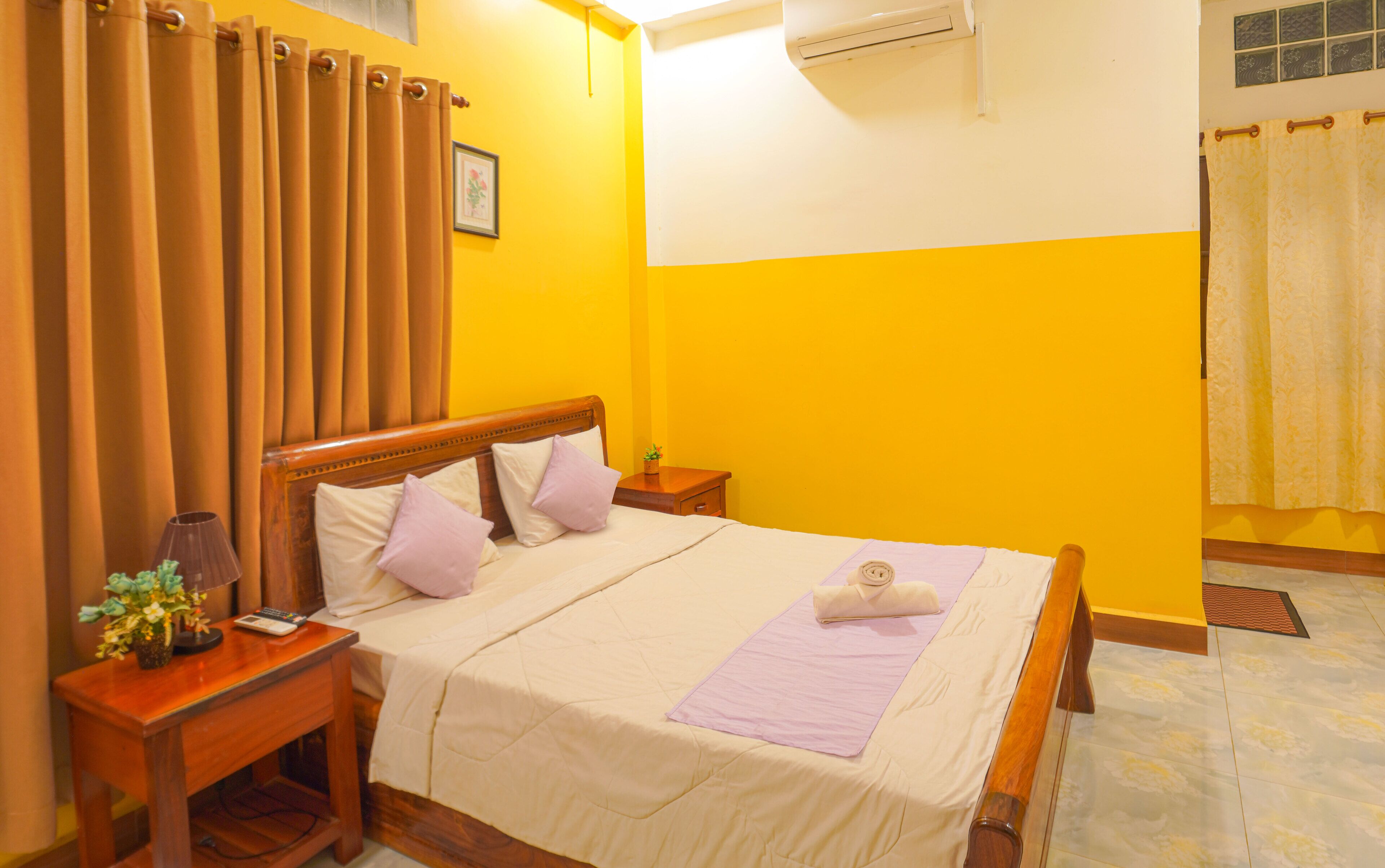 Classic Double or Twin Room, Balcony, City View | Desk, laptop workspace, free WiFi