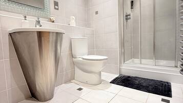 Towels, soap, toilet paper