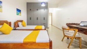 3 bedrooms, desk, iron/ironing board, free WiFi - Elna's Haven Baobab Waves 3BR Beachfront Apartment Nyali (Mombasa)