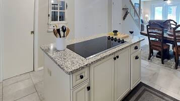 Kondominium (2 Bedrooms) | Fasilitas properti