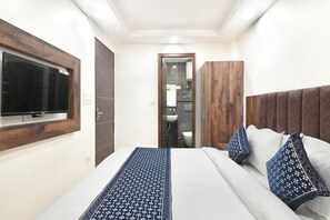 Desk, laptop workspace, iron/ironing board, free WiFi - GoBravo Nova Paharganj New Delhi (New Delhi)