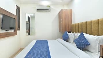 Escritorio y espacio para trabajar con un portátil