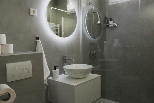 Modernes Apartment + kostenloser Parkplatz | Zagreb