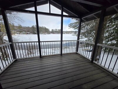 Lakeside Family Retreat on Lake Winnipesaukee