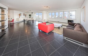 Smart TV - Amazing apartment in Oostende with WiFi (Oostende)