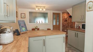 Kookgerei, borden en bestek