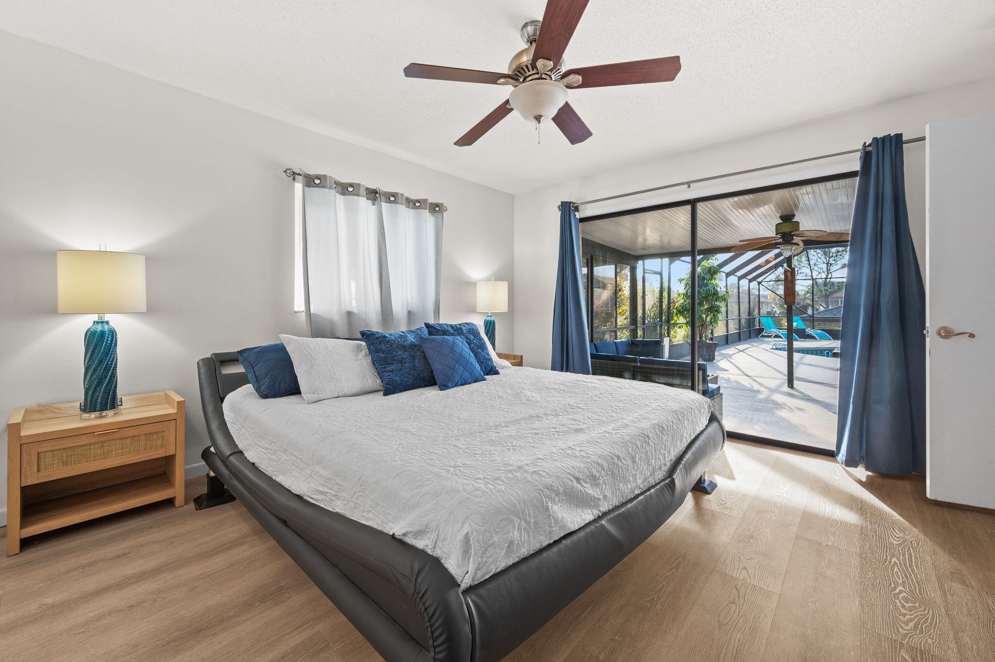 3 chambres, fer et planche à repasser, lit parapluie, Wi-Fi gratuit