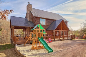 Children’s area - The Red Boot Lodge in Hocking Hills (Logan)