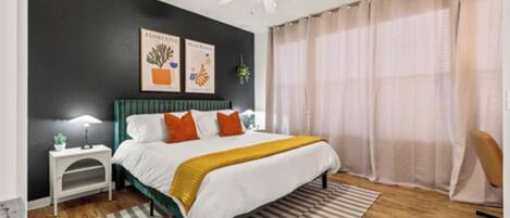 2 bedrooms, iron/ironing board, WiFi, bed sheets