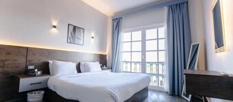 Spacious 5-bedroom villa with AC in fabulous Red Sea Governorate