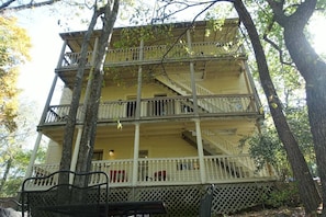 Exterior - The Garden Suite (Eureka Springs)