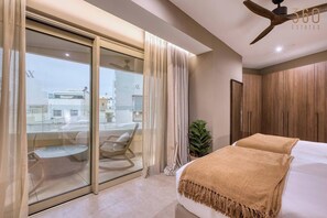 Desk, iron/ironing board, WiFi, bed sheets - Elegant 2BR Retreat with Balcony & Fast Wi-Fi (Rabat)