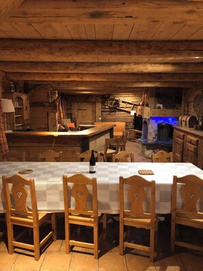 Dining - Chalet for 10 people Crest Voland ski in ski out Large space Individual chalet (Crest-Voland)