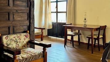 Loftsrom, byutsikt | Innvendig