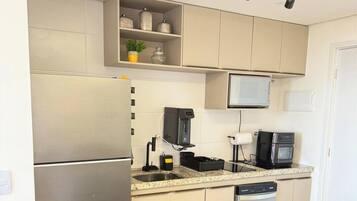 Estudio Confort, vista a la ciudad | Cocina privada