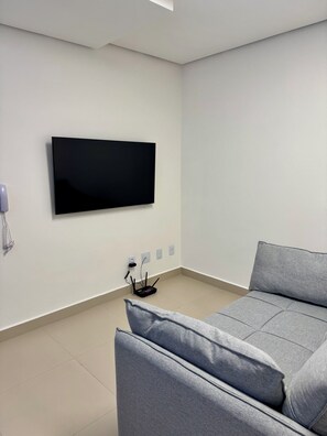 Comfort Studio, City View | Living area - Studio Connect Life 804 (Teresina)