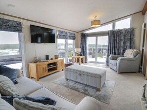 Living area - 1 Fishermans Hill (Newton Stewart)