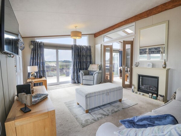 Living area - 1 Fishermans Hill (Newton Stewart)