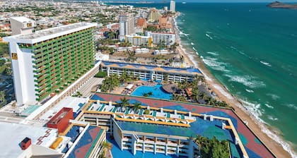 El Cid Castilla Beach Hotel - All Inclusive