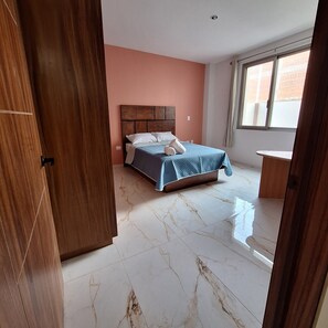 Departamento familiar, 3 habitaciones | Tabla de planchar con plancha y wifi gratis