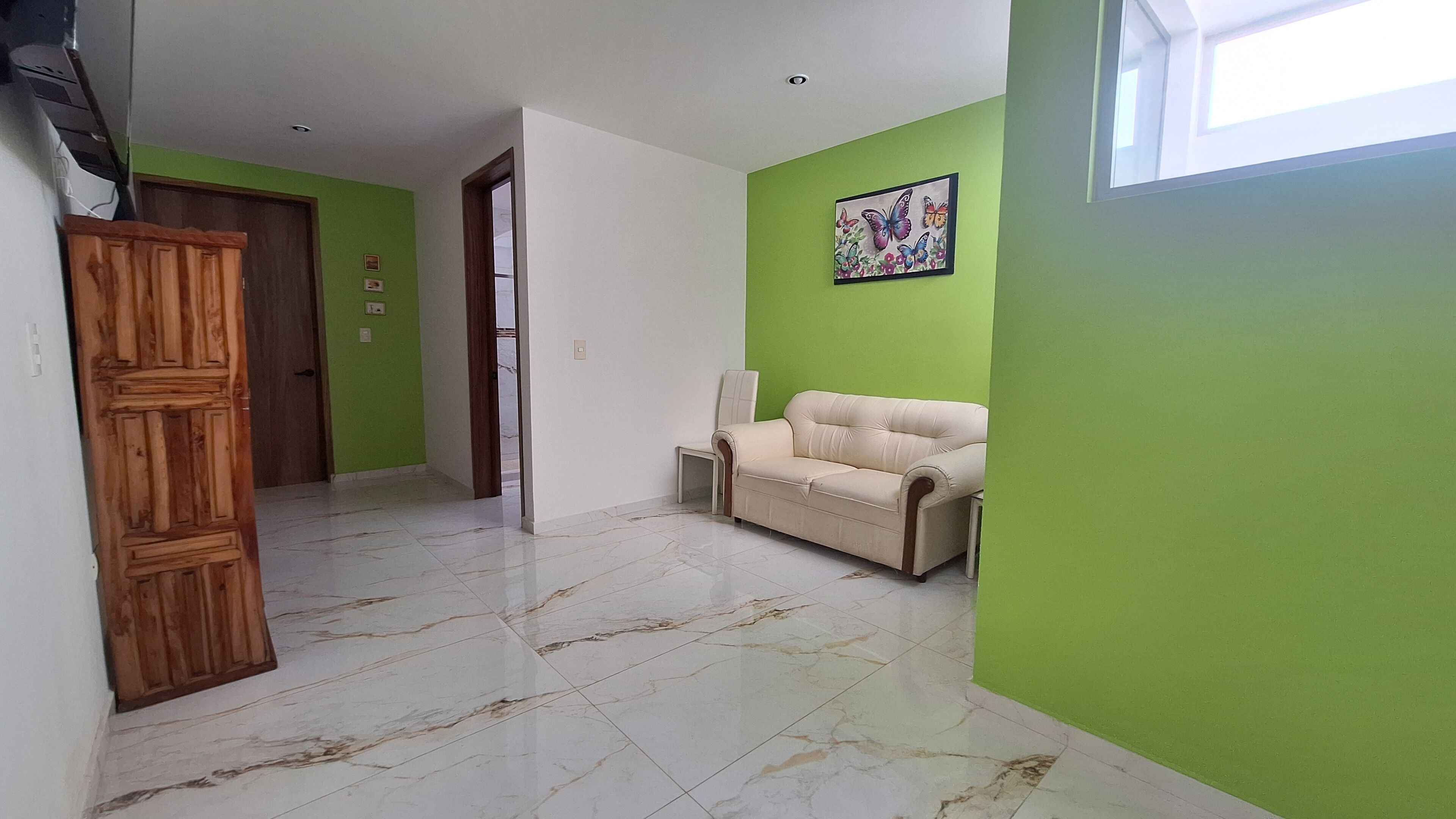 Departamento estándar, balcón