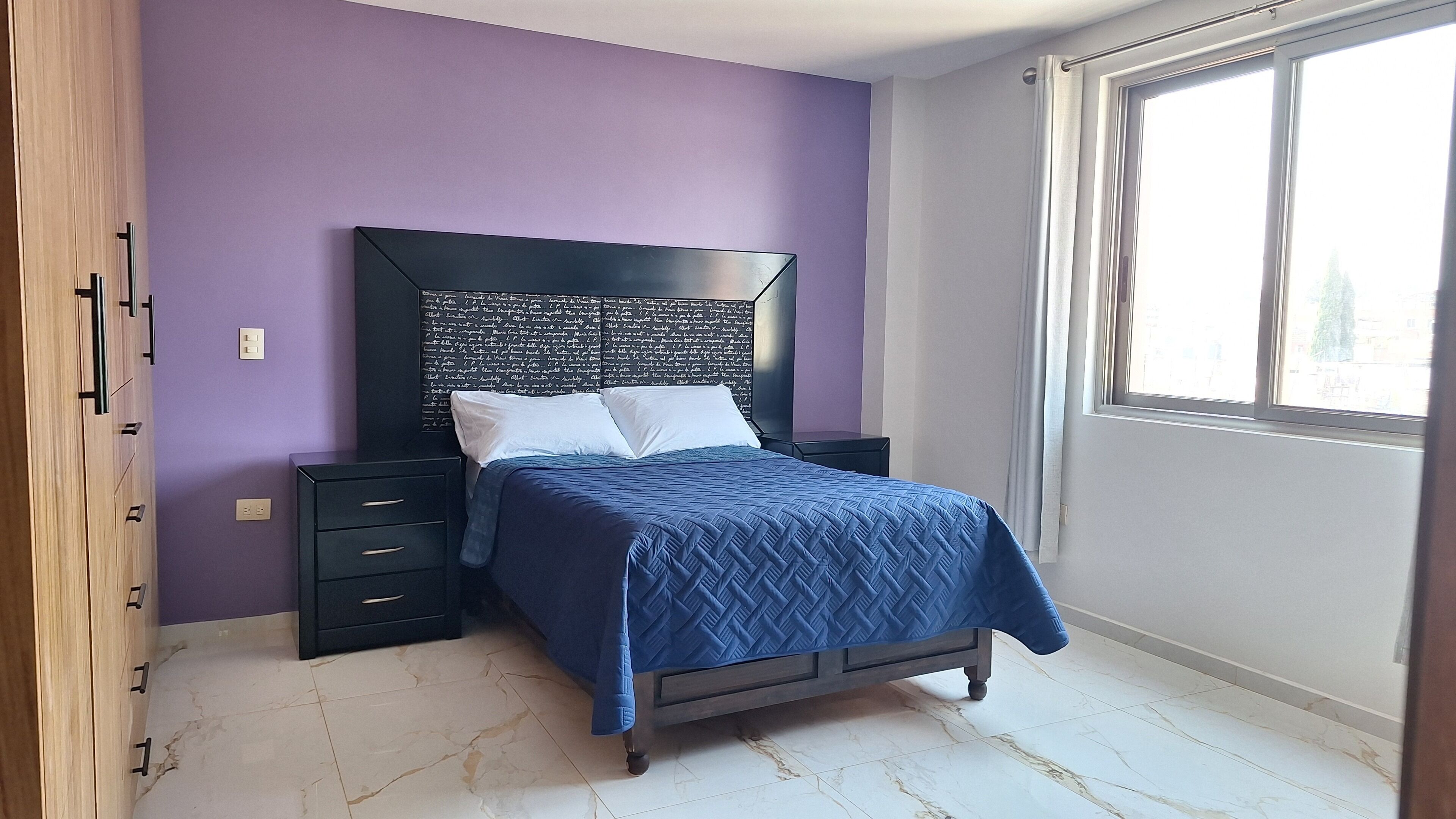 Departamento familiar | Tabla de planchar con plancha y wifi gratis 