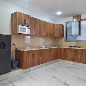 Departamento estándar, 1 habitación, balcón | Cocina privada