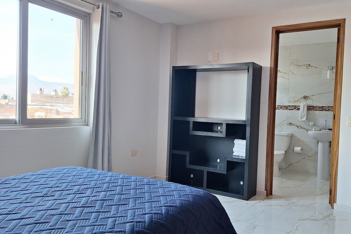 Family Apartment | Iron/ironing board, free WiFi