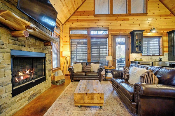 Smart TV, chimenea, futbolito