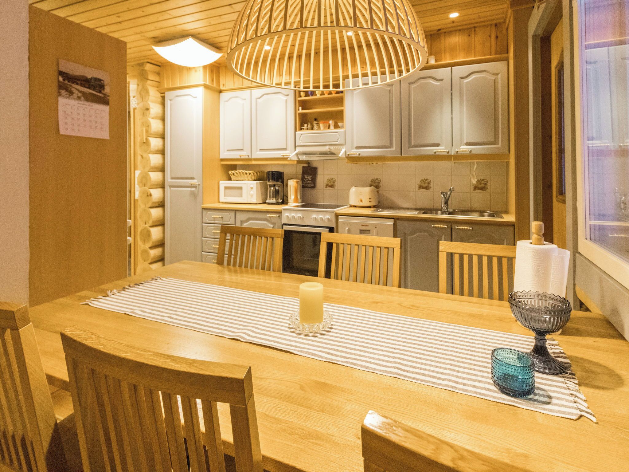 Fridge, microwave, dishwasher, cookware/dishes/utensils