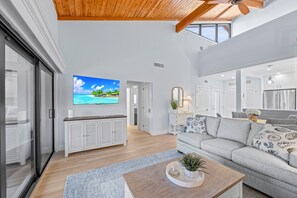 TV - Spacious Beachside Condo with Loft, Heated Pool, and Tropical Views (Sanibel)