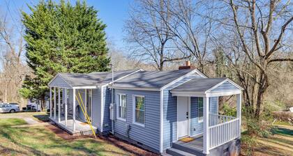 < 3 Mi to Downtown Greenville! Convenient 2BR Home