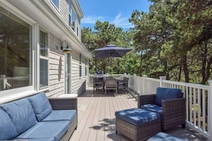 Outdoor dining - Steps to the beach, Hot Tub, Entertainment Suite! (Eastham)