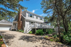 Exterior - Steps to the beach, Hot Tub, Entertainment Suite! (Eastham)