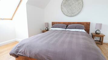 1 bedroom, individually decorated, individually furnished, free WiFi