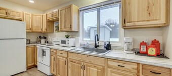 Fish, Bike & Hike! Wooded Irons Getaway Near River