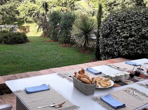 Unclassified image, 4 of 69, button - Villa-Superior-Ensuite-Park view- 3 chambres (La Garde-Freinet)
