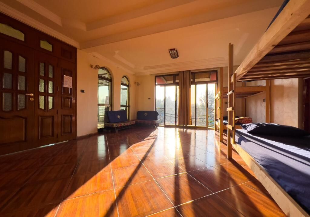 Shared Dormitory | Free WiFi