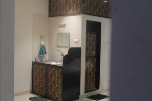 Suihku, pyyhkeet, saippua