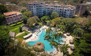 Exterior - Matapalo Diria #304 Luxury 2BR Pool & Beachside (Tamarindo)