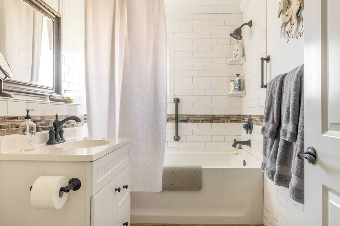 Towels, soap, toilet paper